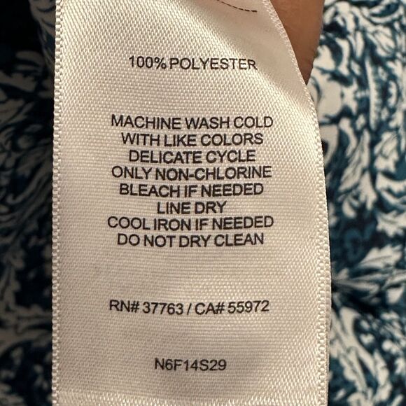 Laundry by Shelli Segal Women Small Top Blue Filigree Lightweight Button Up - Picture 6 of 8